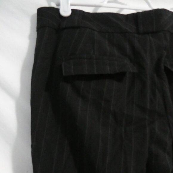 OLD NAVY | size 4 | Essential Stretch | Low Waist | Striped Dress Pants / Slacks - Picture 10 of 16